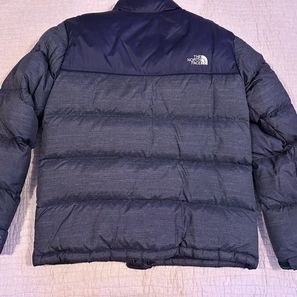 Northface Men’s Medium Puffy Jacket - Picture 5 of 6
